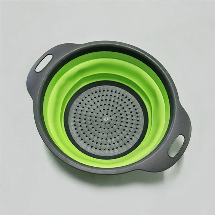 Folding vegetable bowl with strainer