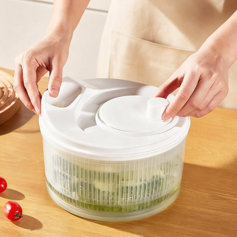 Vegetable and salad spinner, manual