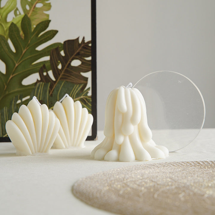Nordic scented candle, shell shape, handcrafted