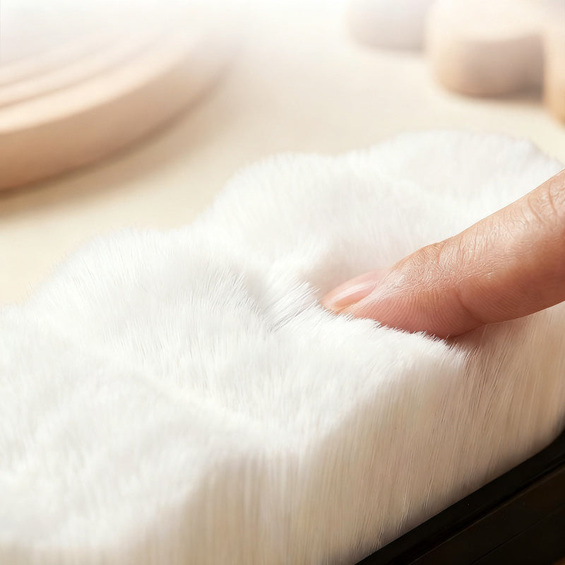 Soft shoe polishing brush made of nanofibers