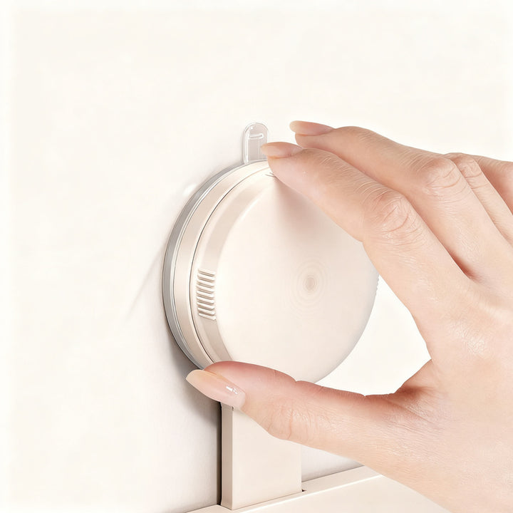 Suction cup kitchen hook with 3 or 5 hooks