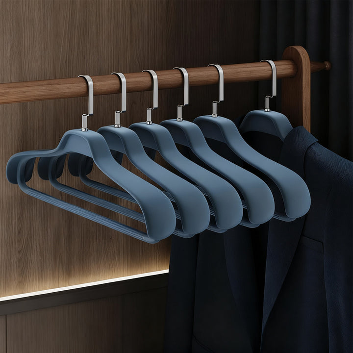 Plastic clothes hanger, non-slip, set of 5–30