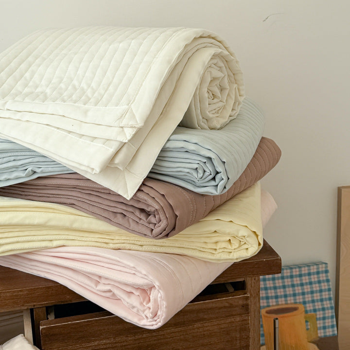 Modal quilted duvet with elastic, four seasons