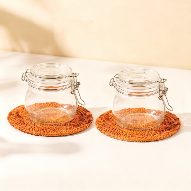 Glass storage jar with lid, airtight
