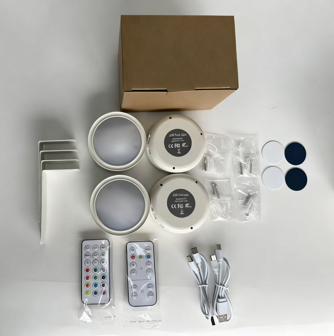 Wall lamp with motion sensor and LED