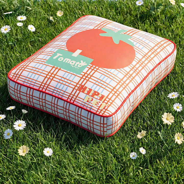 Washable pet lounger, year-round