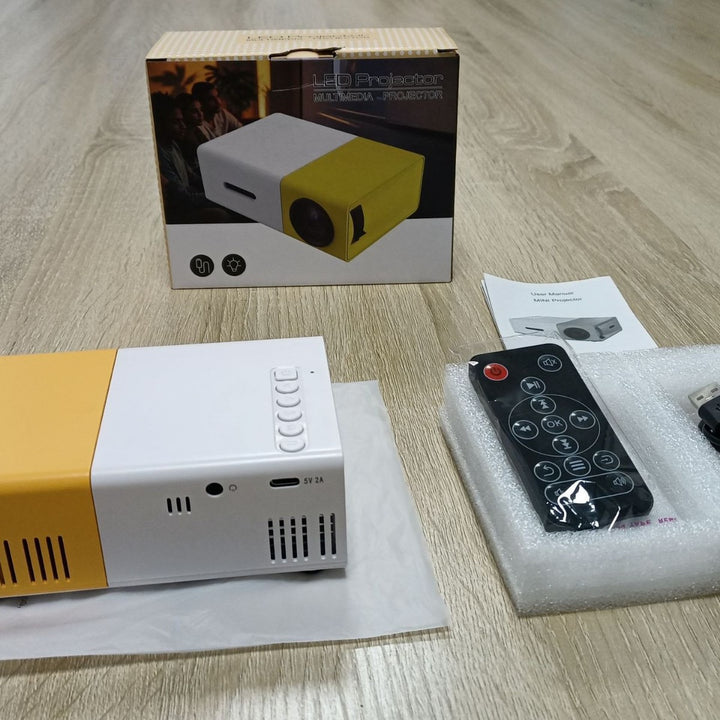 Portable LED Projector, 20–60 Inch