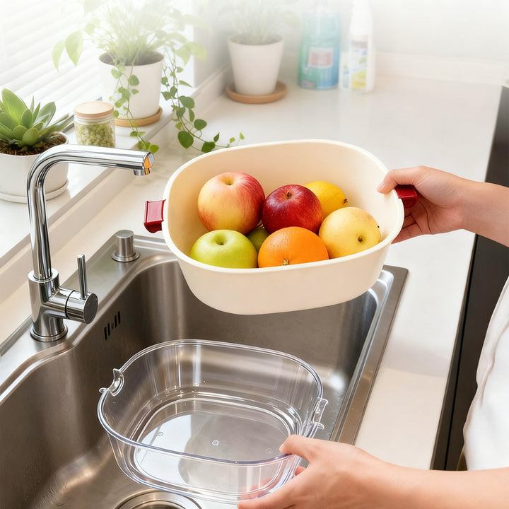 Double-layer vegetable sieve made of PET plastic