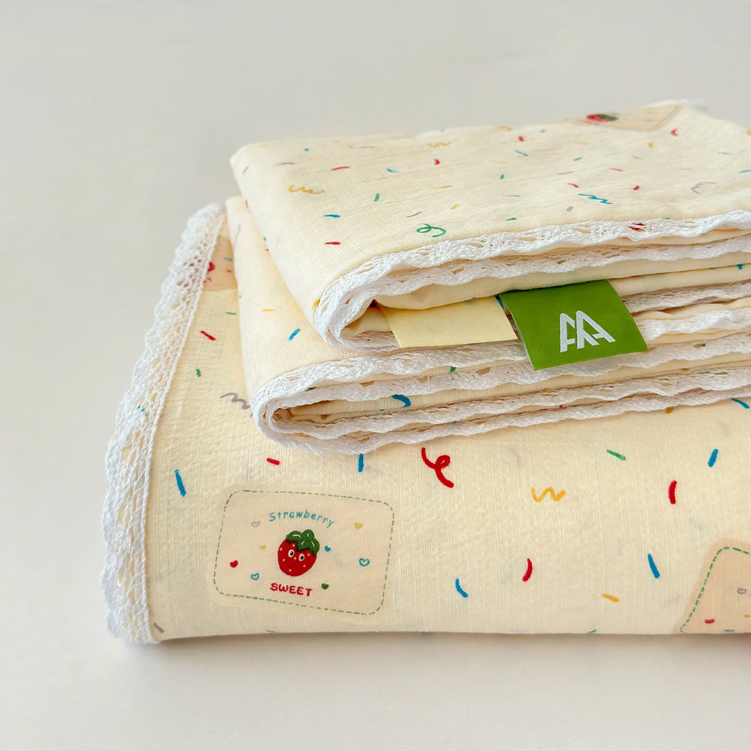 Cotton bedding with lace edge, 3-piece