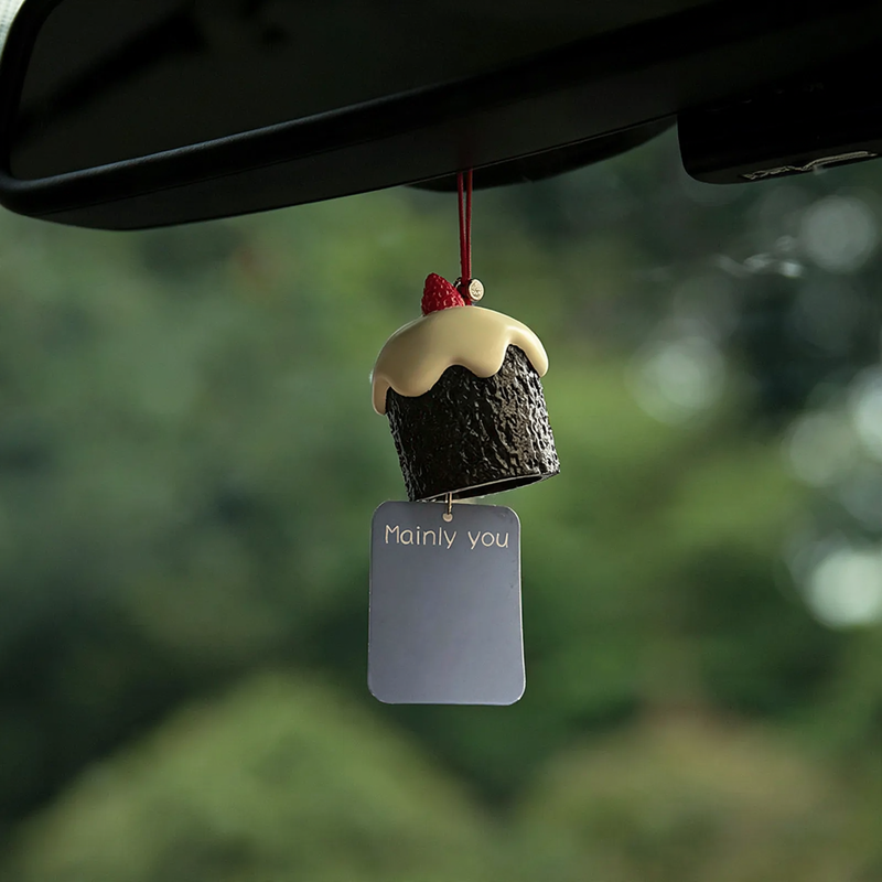 Car fragrance hanger, cake mold, room fragrance