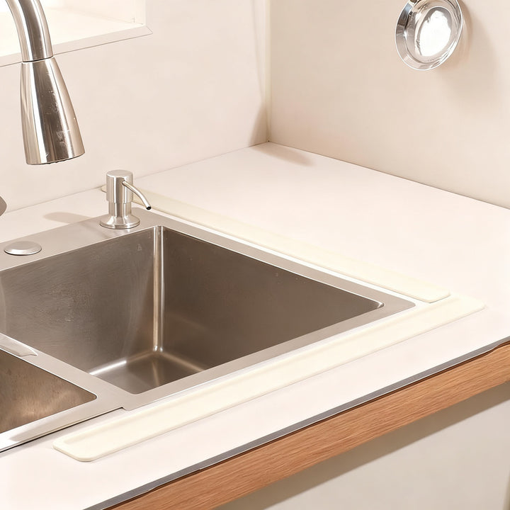 Silicone splash guard for sink