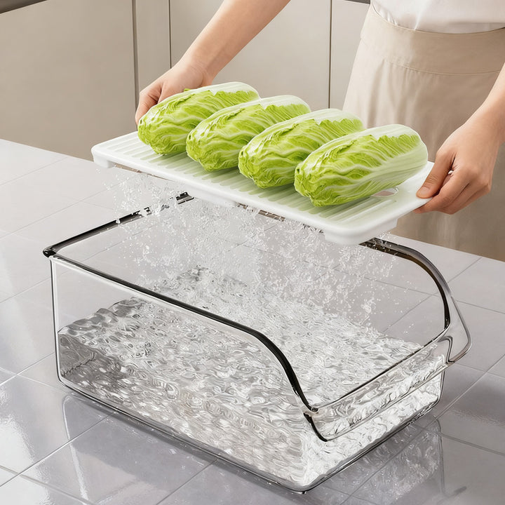Refrigerator drawer made of PET with drain grid