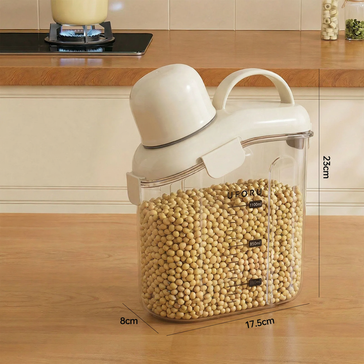 Portable storage container with lid, 2–3 liters, plastic