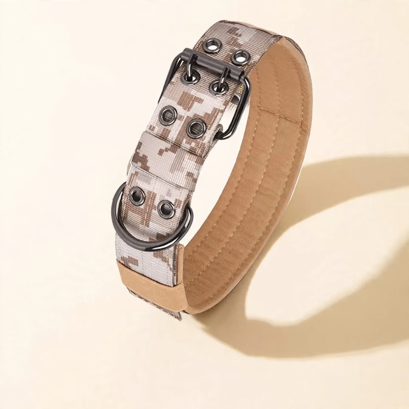 Comfortable fabric collar for large dogs