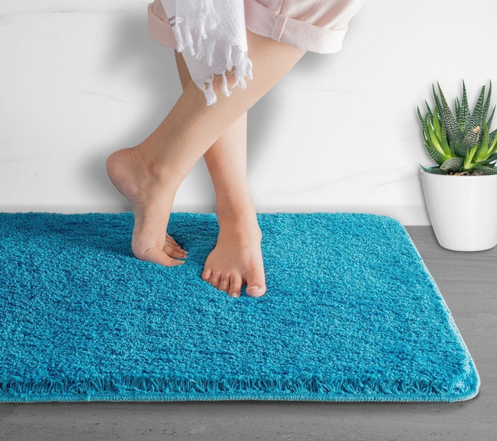 Stornfield | Luxura UltraSoft Bath Mat | Super-absorbent microfiber bathroom rug with anti-slip backing