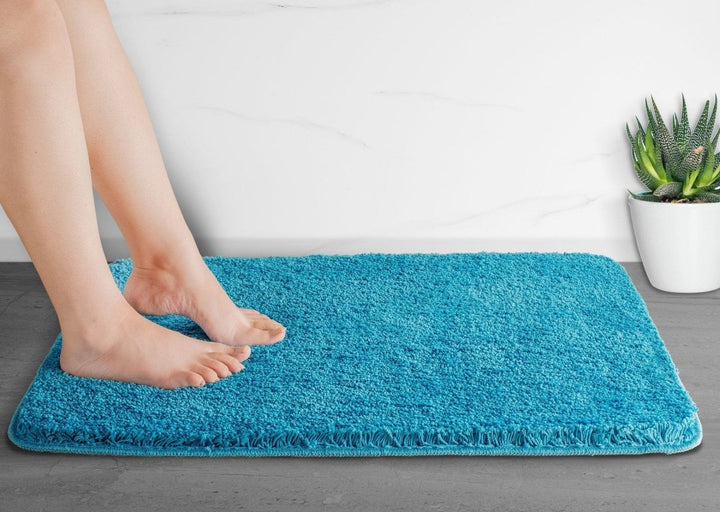 Stornfield | Luxura UltraSoft Bath Mat | Super-absorbent microfiber bathroom rug with anti-slip backing