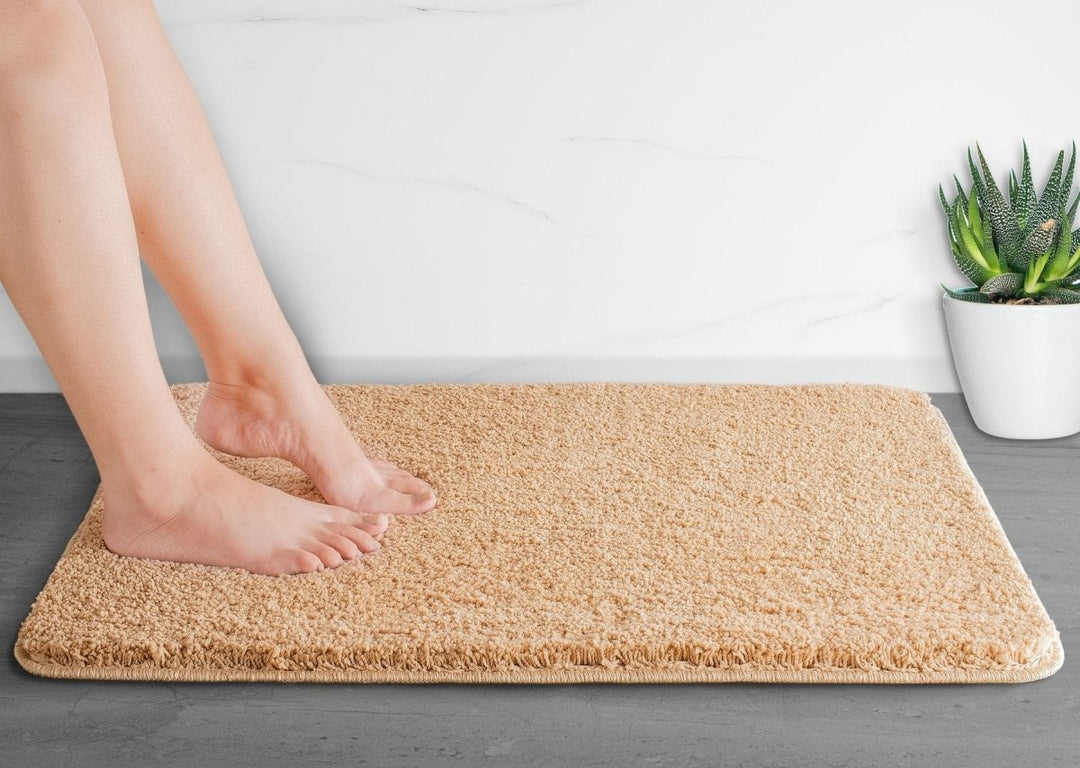 Stornfield | Luxura UltraSoft Bath Mat | Super-absorbent microfiber bathroom rug with anti-slip backing