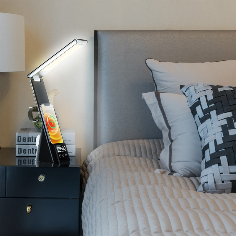 Stornfield | Desk lamp with wireless charger