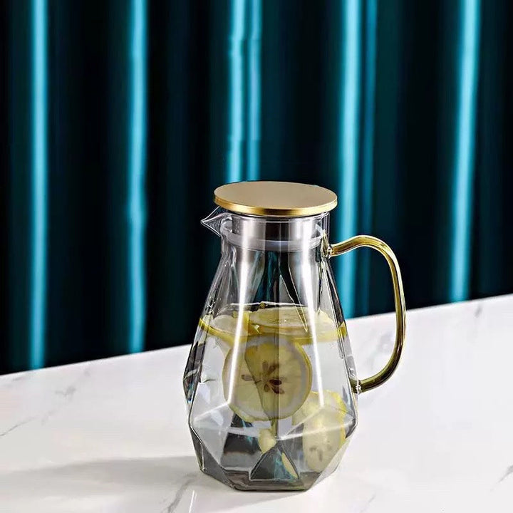 ThermaQuench Carafe — Unwavering elegance for limitless enjoyment at any temperature | Stornfield