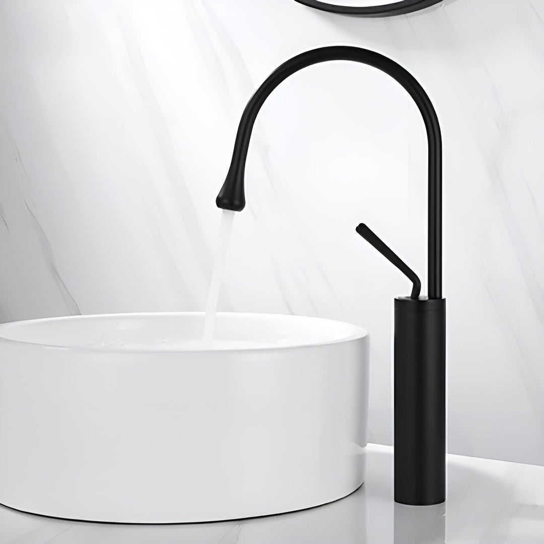 Stornfield | FlexFlow – Seamless 360° Faucet Control for a Drip-Free Experience