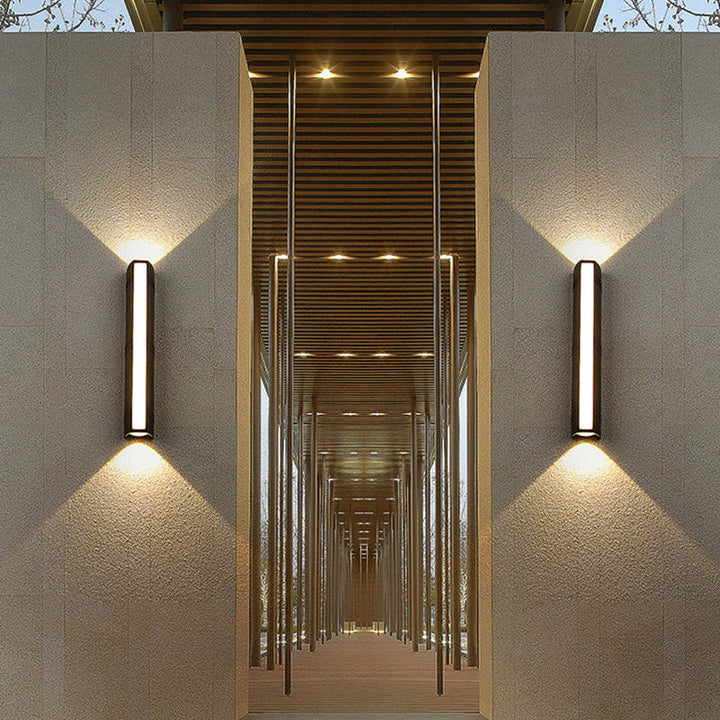 Durable LED outdoor wall light for lighting in any weather | Stornfield