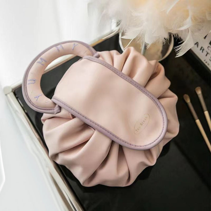 Drawstring handbag for makeup | Stornfield