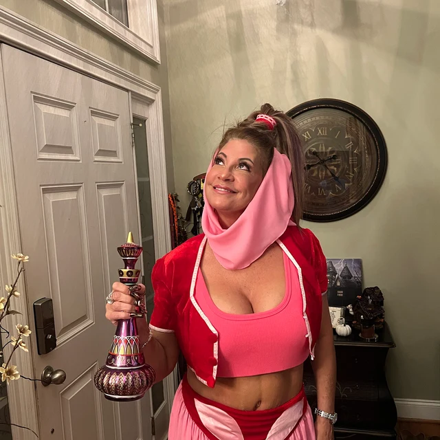 Stornfield | I dream of Jeannie Bottle