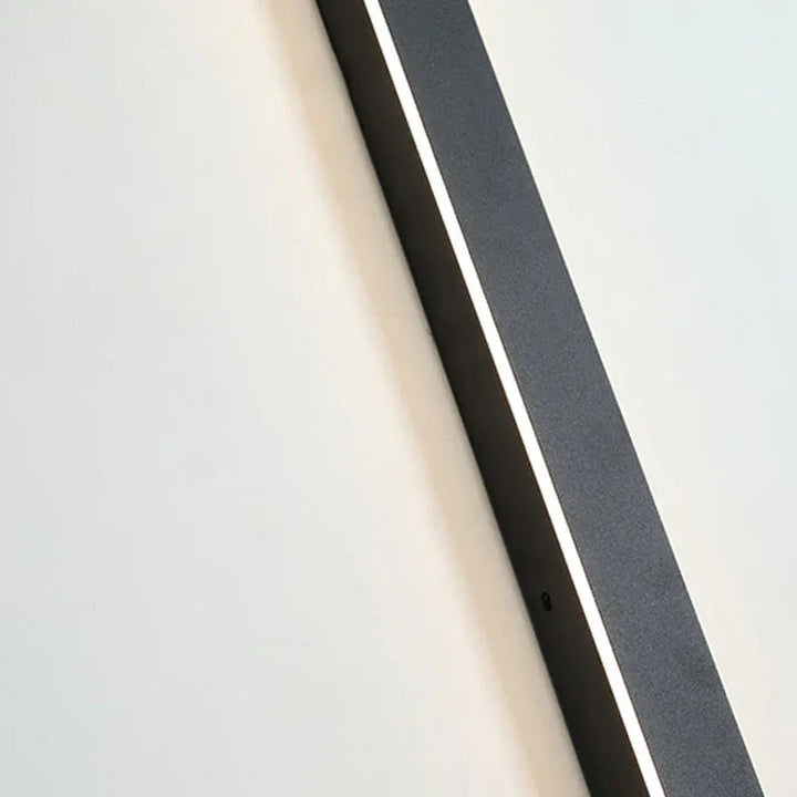 Stornfield | Minimalist Linear Black LED Outdoor Wall Light