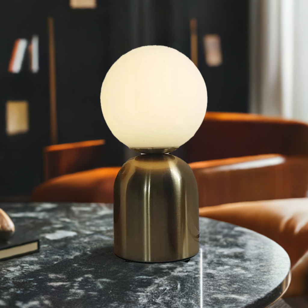 Nordic Iron Lamp Stornfield