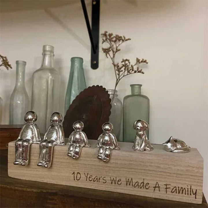 Stornfield | Sculpture of the Eternal Family | Symbolism of Love and Connection