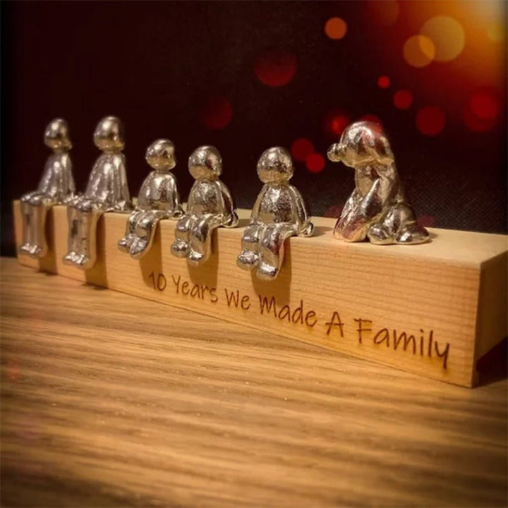 Stornfield | Sculpture of the Eternal Family | Symbolism of Love and Connection