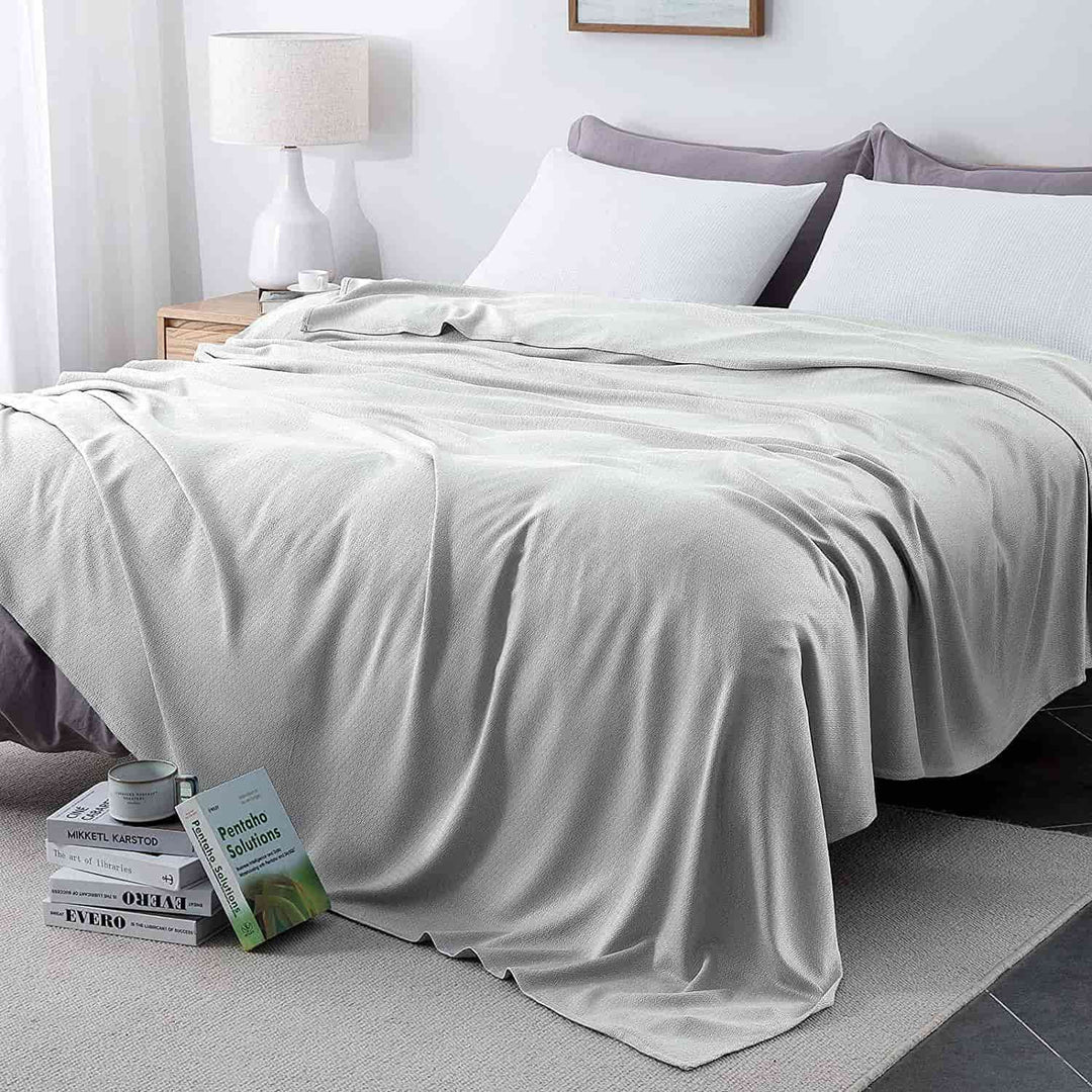 Q-Max 0.3 Cooling Bamboo Lattice Fiber Blanket | Stornfield