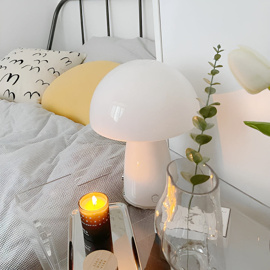 Stornfield | GlowMush – Scandinavian table lamp with artistic warmth