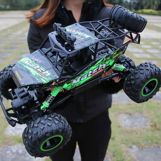 Stornfield | Robust RC monster truck for any terrain