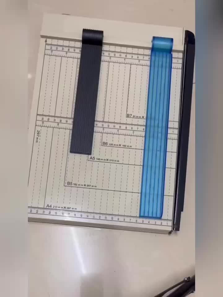Manual Paper Cutter A4 – Precise and StaStornfielde | Stornfield