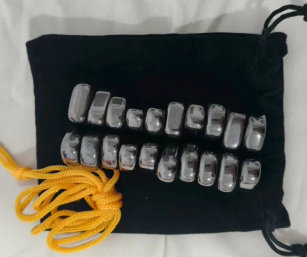 Stornfield | Magnetic chess game for travelling & strategy