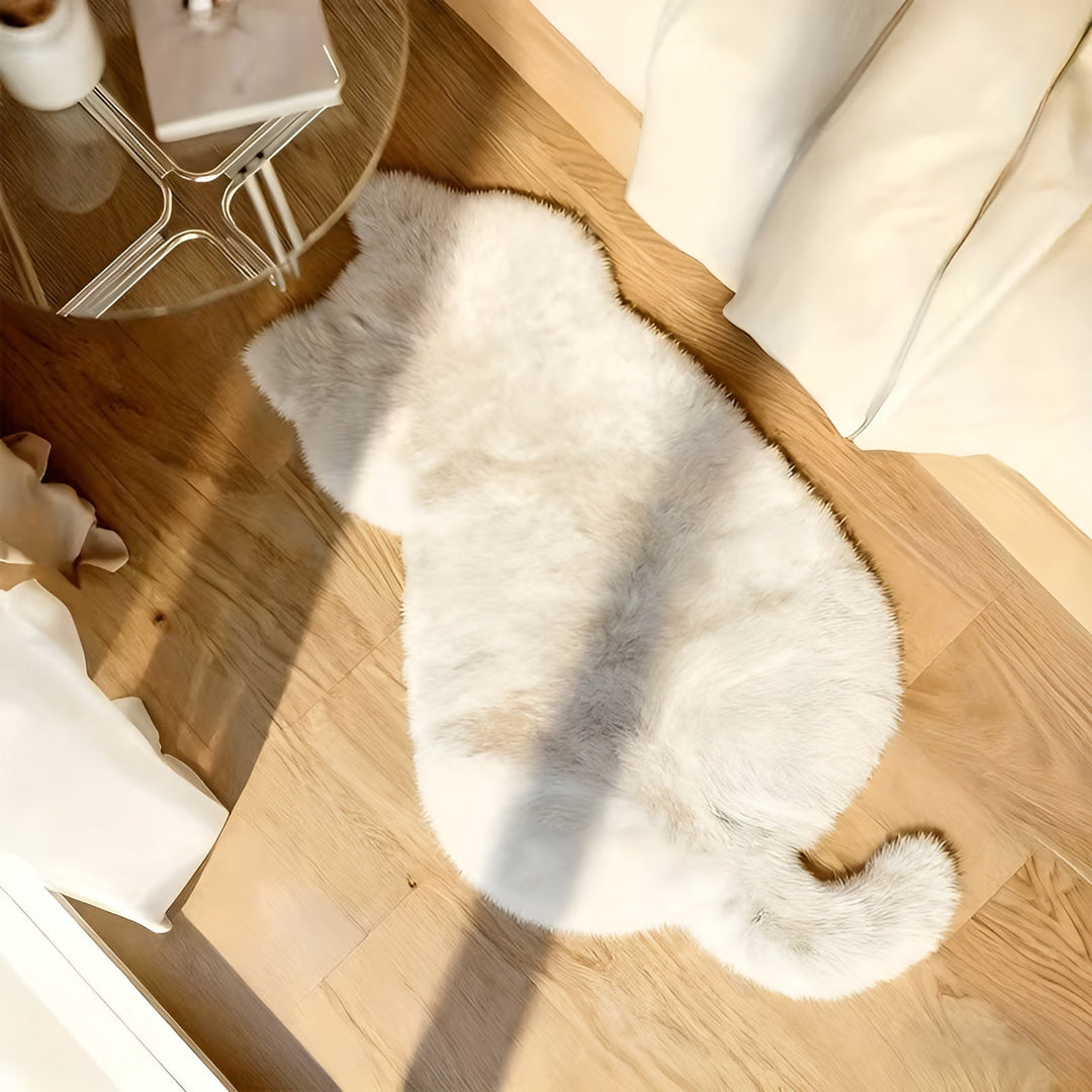 Smaller rug in cat shape – Soft and cozy | Perfect for sofa, shelf or dresser | Stornfield