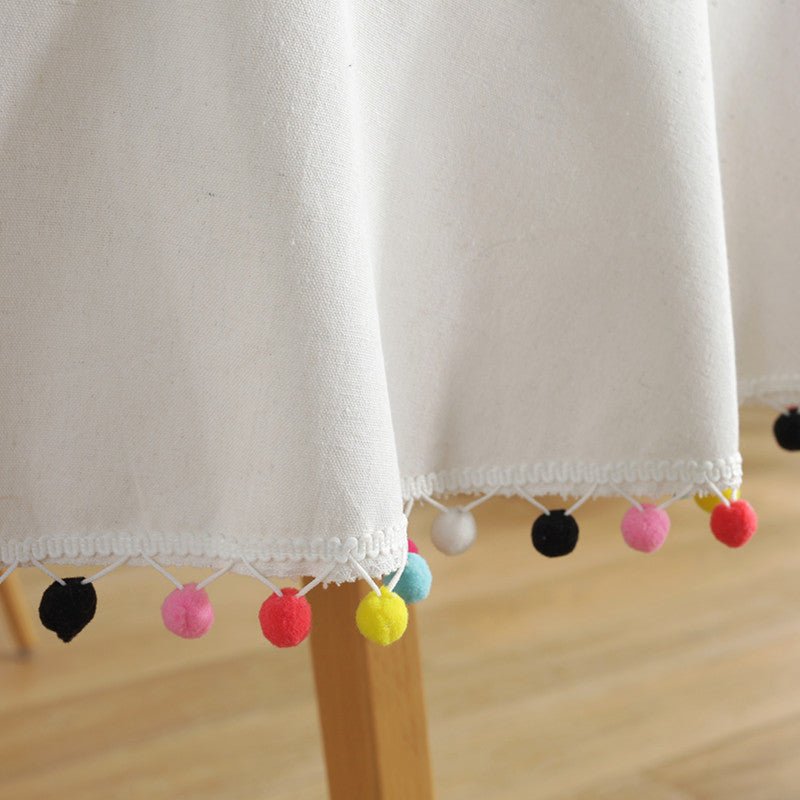 Stornfield | White Fiesta Tablecloth