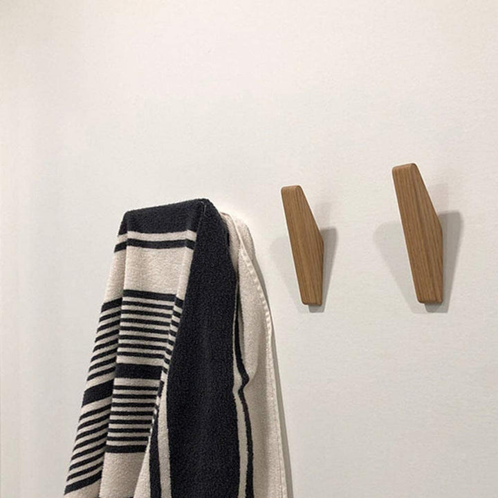 Wooden Wall Hooks Set Nordhaak – 6 Minimalist Coat Hooks Made of Solid Wood | Stornfield