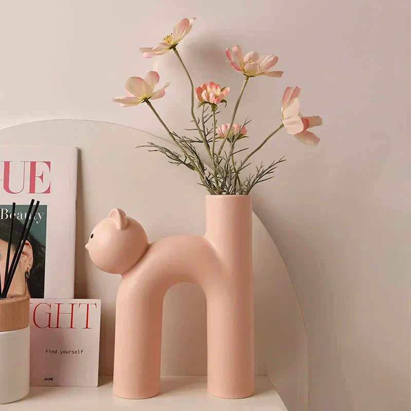 Stornfield | Kitten Matte Flower Vase
