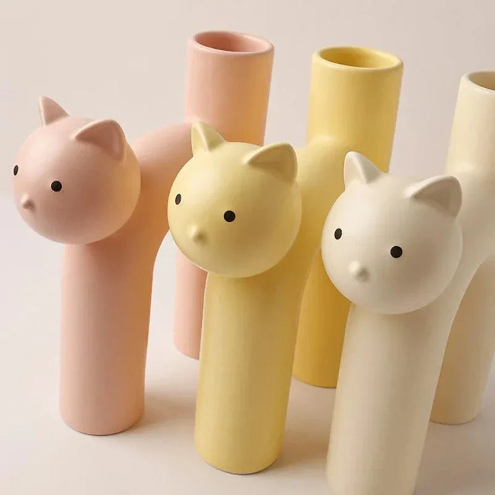 Stornfield | Kitten Matte Flower Vase