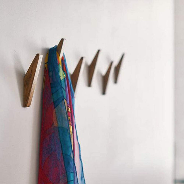 Stornfield | Wooden Wall Hooks Set Nordhaak – 6 Minimalistic Coat Hooks made of Solid Wood