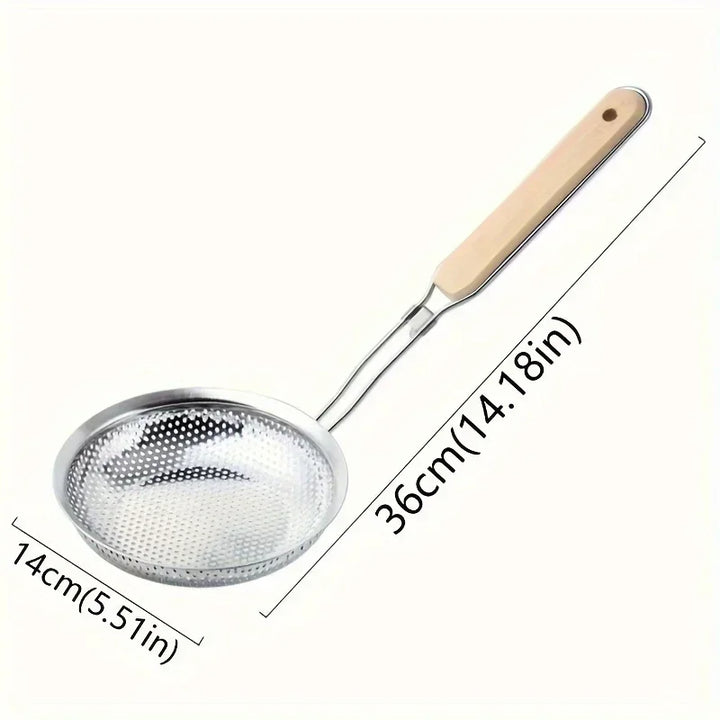 Stainless steel fine mesh strainer with wooden handle | Stornfield