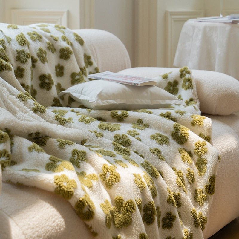 Fluffy Floral Plush Thickened Blanket for Cozy Comfort | Stornfield