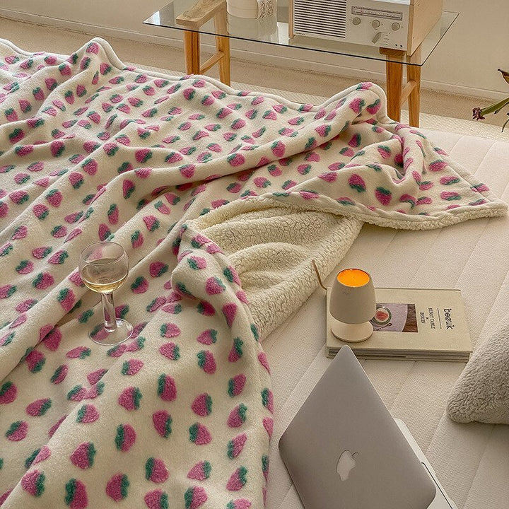 Fluffy Floral Plush Thickened Blanket for Cozy Comfort | Stornfield