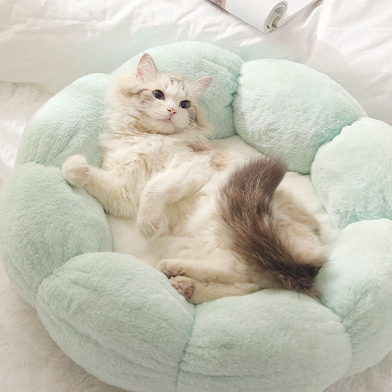 Stornfield | Deep Sleep Flower Cat Bed