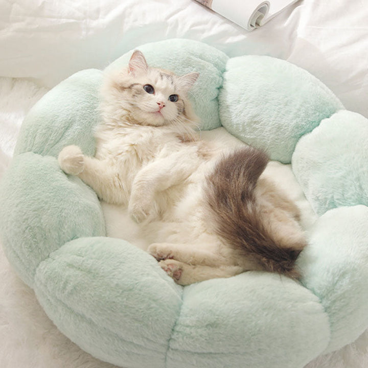 Stornfield | Deep Sleep Flower Cat Bed