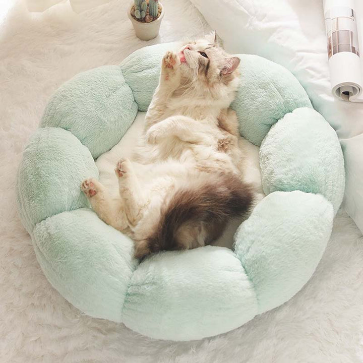Stornfield | Deep Sleep Flower Cat Bed