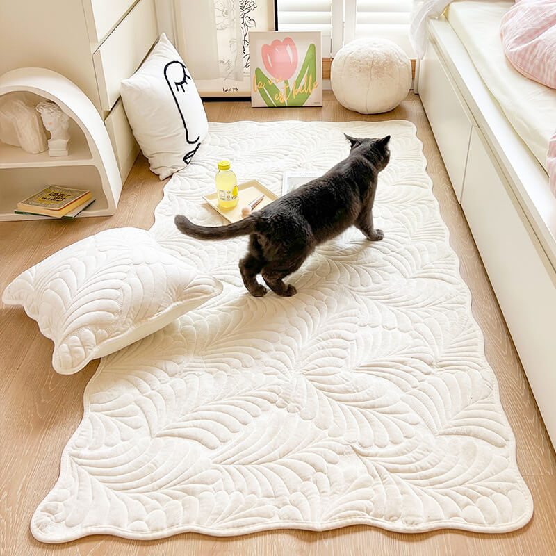 Leaf Cotton Mat Anti-scratch Protective Couch Cover 70x210 | Stornfield