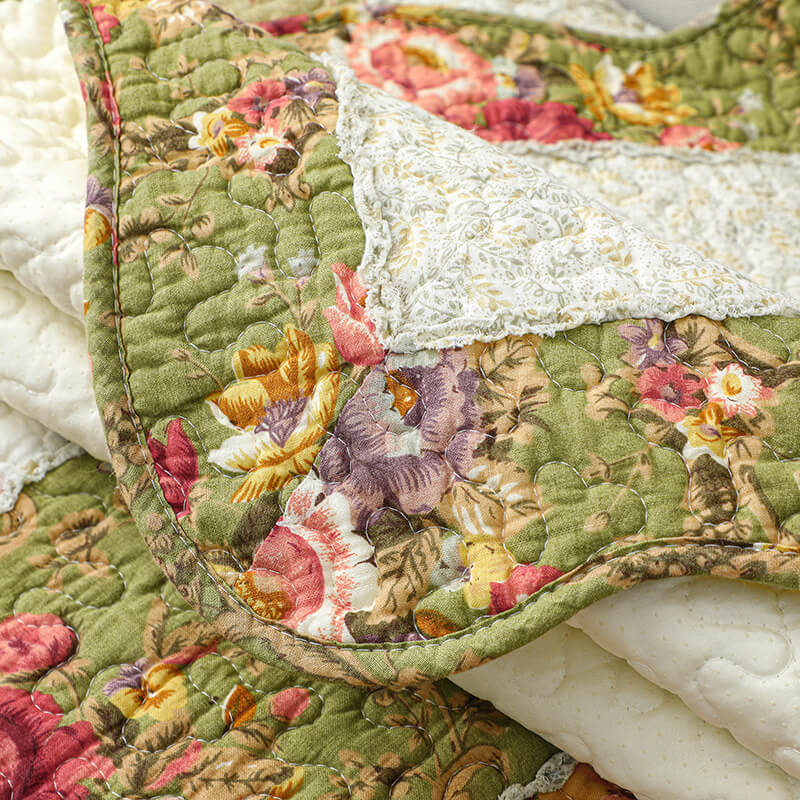 Vintage Flower Plaid Cotton Couch Cover - Soft Eco-Friendly Design | Stornfield
